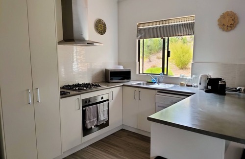 Nannup House | Warren Retreat - cozy and tranquil 2 brm home