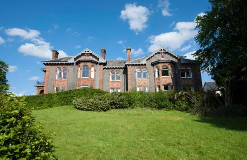 Moffat Apartment | Warriston Apartment at Holm Park