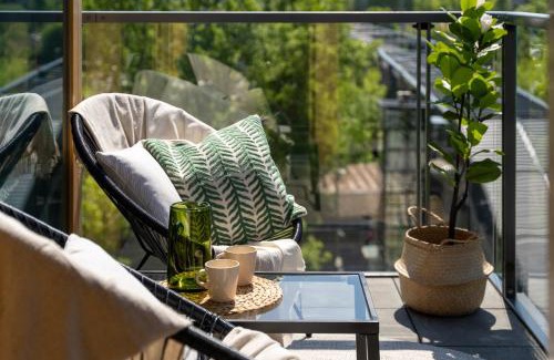 Centrum Apartment | Warsaw Prestige Suites - 86m2, Two-Level Loft, Parking - by Rentujemy