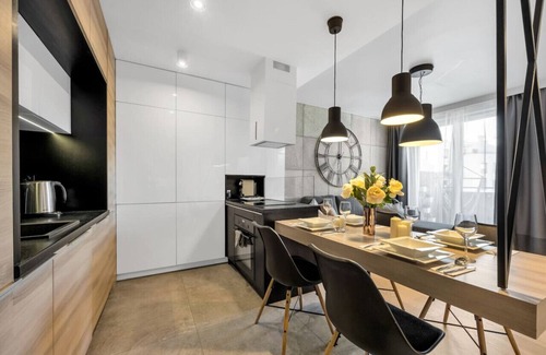 Powazki Apartment | Warsaw Wola Apartment - Parking, Balcony, Workdesk - by Rentujemy