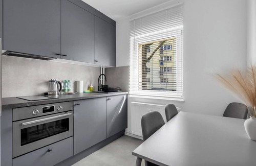 Okecie Apartment | Warszawa Rakowiec Stylish Apartment