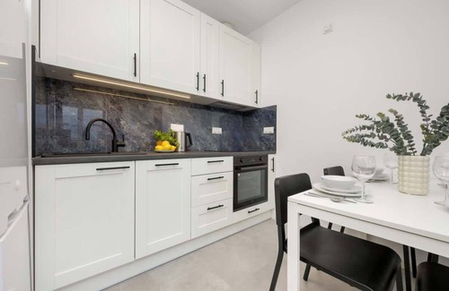 Praga Polnoc Apartment | Warszawski Świt 5 | Bright Apartment | Parking