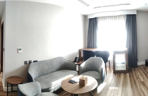 Al Jubail Hotel | Warwick Al Jubail Hotel