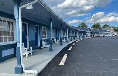 Montross Hotel | Washington & Lee Motel