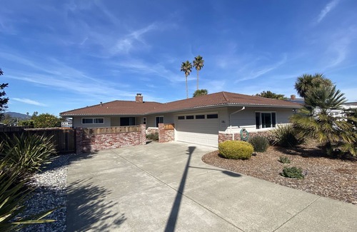 Novato House | WATCH THE SETTING SUN & THE MARIN MOUNTAINS OR KAYAK THE LAGOON from the dock