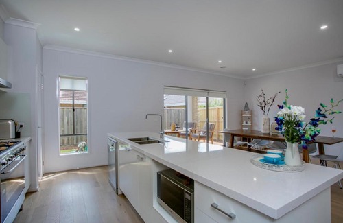 Capel Sound House | Water Edge Sensation