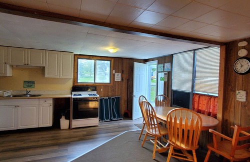 Hastings Cottage | Water Front 3 Bedroom Cottage 10