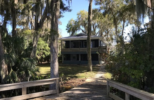 Fruitland House | Water front home with a panoramic view of the gorgeous St. Johns River