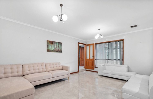 West Lakes House | Water front Living in West Lake!
