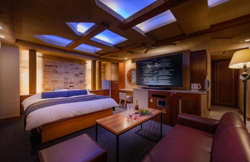 Iwatsuki Hotel | Water Hotel Mw (Love Hotel)