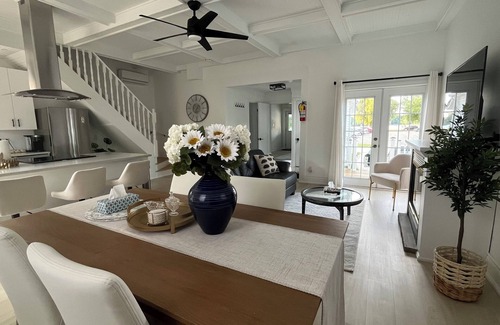 Niagara-on-the-Lake Cottage | Water view - Perfect location - Modern cottage in Niagara region