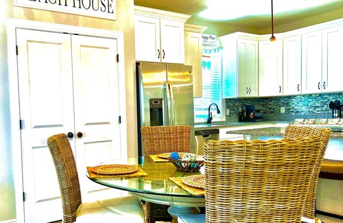 Port St. Joe House | Water views, a few steps to beach, boat parking
