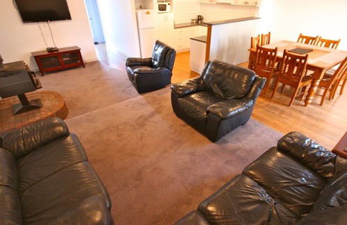 Torrumbarry House | Water views and Murray River access direct from the lagoon