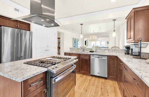 Gulf District Condo | WaterColor Beachside #4- 3 BR, WaterColor Beach Club, Golf Cart, Gulf Front, 2 min to Seaside