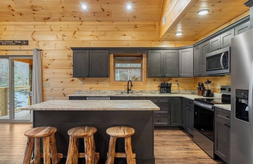 Rocky Grove House | Waterfall + Swimming Hole | Fire Pit & Hot Tub