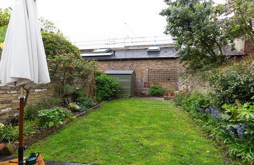 Parsons Green and Walham House | Waterford Road | Pro-Managed