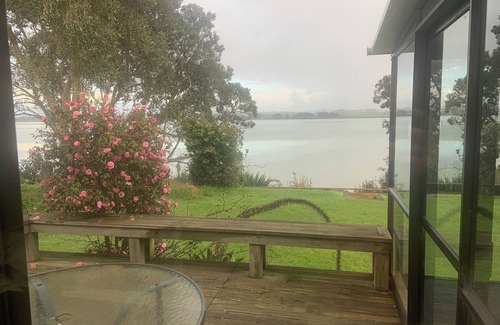 Glenbrook House | Waterfront - 3 bedroom, 2 bathroom, peaceful, private with- sunny conservatory