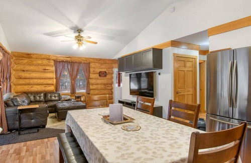 Pittsburg House | Waterfront 3BR + Close ATV Access + Trails