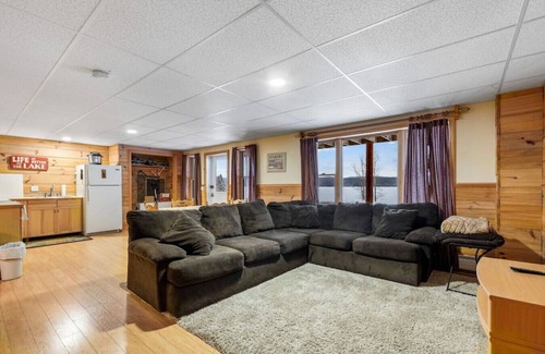Pittsburg House | Waterfront 3BR + Close ATV Access + Trails