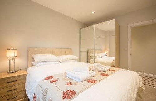 Douglas Apartment | Waterfront Apartments