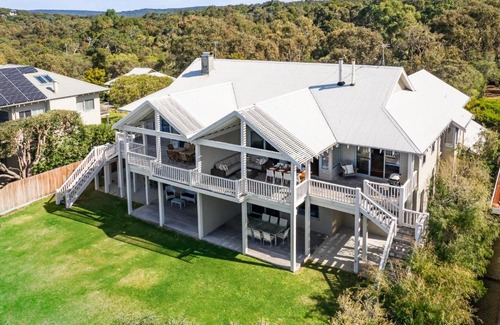 Eagle Bay House | WATERFRONT