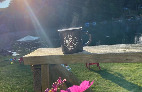 Hastings Highlands Cottage | Waterfront Bancroft Cottage - Family friendly waterfront