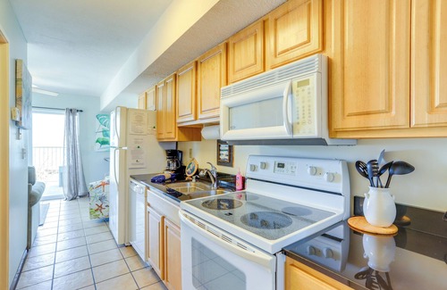 Put-in-Bay Condo | Waterfront Bass Island Retreat w/Balcony + TV