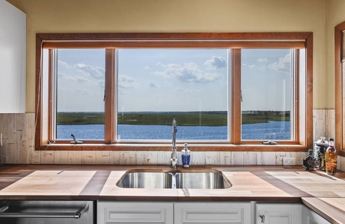 Beach Haven West House | Waterfront Beach Chalet w/Large Backyard and Firepit