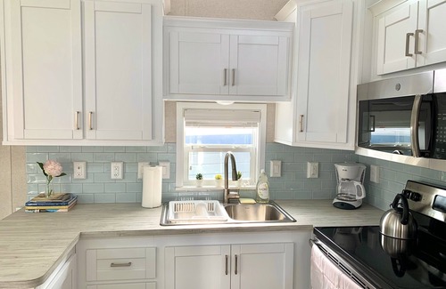 Key Largo House | Waterfront Beach, Pool, Dock, Kayaks, Paddleboards