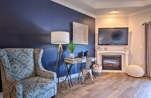 Bean Station Apartment | Waterfront Bean Station Condo with Balcony and Views!