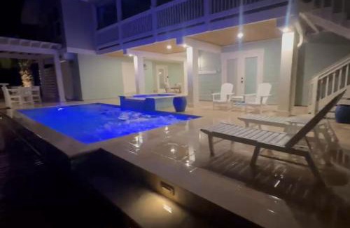 Key Allegro House | Waterfront Beauty