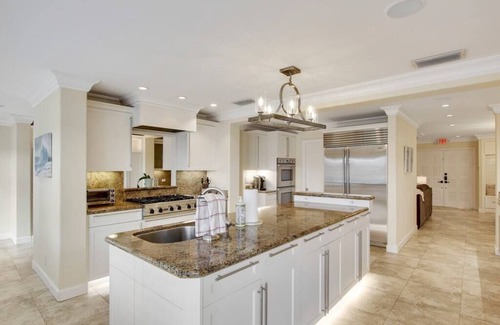 Florida North Atlantic Coast House | Waterfront! Boat Dock and Guesthouse
