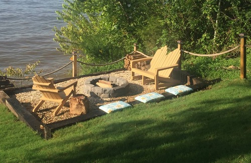 Tia Juana Cabin | Waterfront Cabin on Grand Lake in Tia Juana