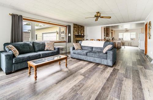 Jamestown West House | Waterfront Chautauqua Lake Home with Deck and Grill!