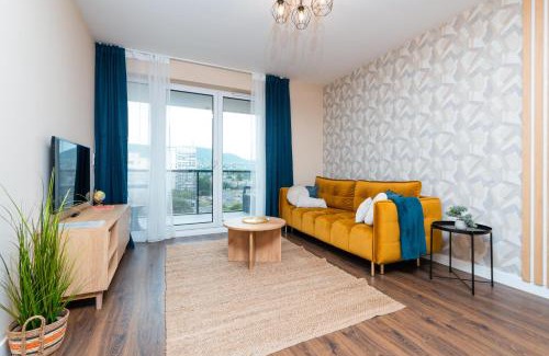 Obuda Apartment | WaterFront City Apartments by FirstHost
