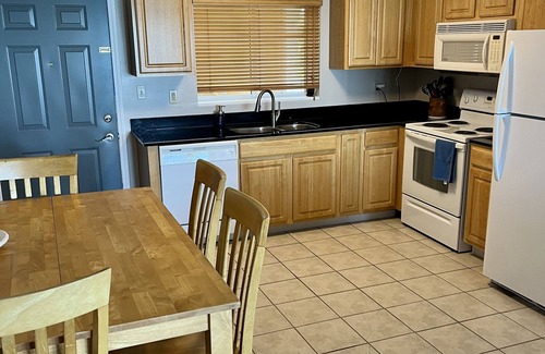 Put-in-Bay Condo | Waterfront condo on Middle Bass Island