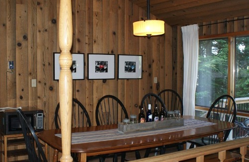 McKellar Cottage | Waterfront Cottage , 5 Bedrooms & Boathouse