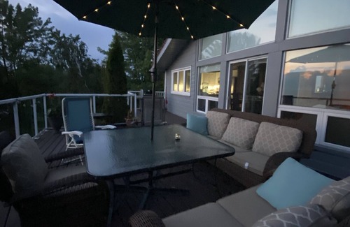 Ashfield-Colborne-Wawanosh Cottage | Waterfront Cottage/Hotub/Outdoor Shower/private sand beach/2pet/2-14+guests