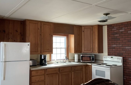 Oconto Cottage | Waterfront cottage near Oconto