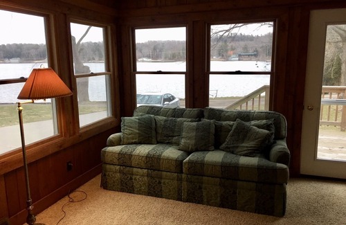 Shelby Cottage | Waterfront Cottage on beautiful Steinsee