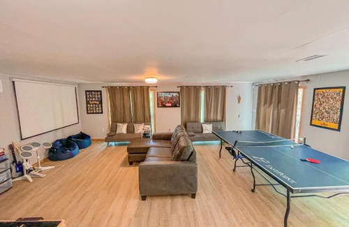 Moneta House | Waterfront Cottage on Quiet Cove!Game Room! Fire Pit! Pet Friendly!