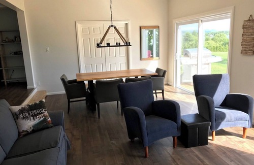 Disraeli Ski Chalet | Waterfront cottage, very large, private lot!