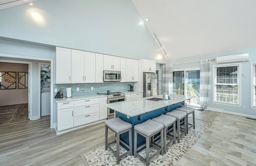 Summerton House | Waterfront, Dock, Boat Landing.The Calm On The Cove Sleeps 8!