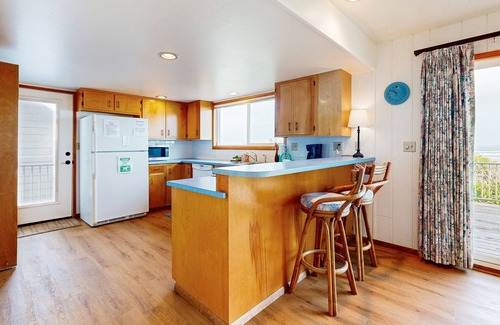 Edgewater Shores House | Waterfront, dog-friendly getaway w/a fireplace & incredible ocean views
