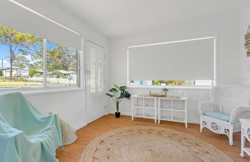 Erowal Bay House | Waterfront Fishermans Cottage