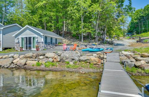 Averill Park House | Waterfront Fun! Crooked Lake Retreat Near Albany