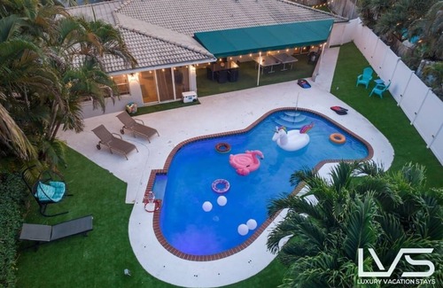 South Corals House | Waterfront Fun Sport House/Ping Pong/Pool/PutPut