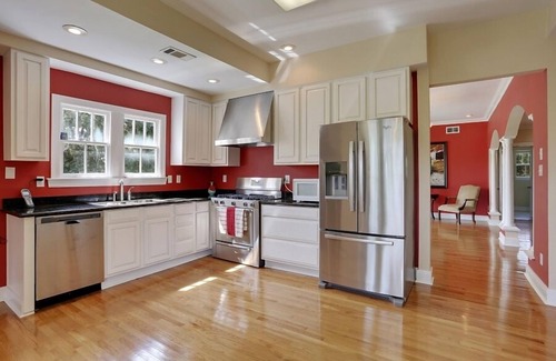 Slidell Cottage | Waterfront Gated Estate on 8 secluded acres!