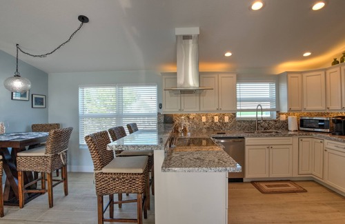 Cutthroat Harbor Estates House | Waterfront, Heated-chilled pool, Outdoor kitchen, downstairs bathroom w/shower!