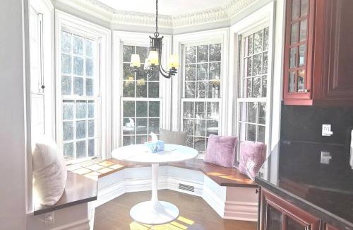 Hudson Villa | Waterfront heated pool seasonal Acre yard BBQ